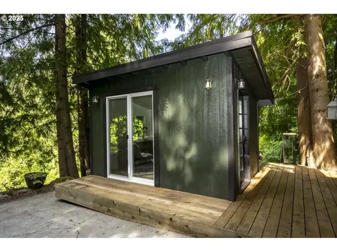 12004 SE Henderson Drive Portland OR 97266