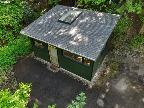12004 SE Henderson Drive Portland OR 97266