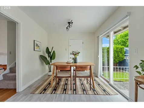 1520 SE 109th Avenue Portland OR 97216