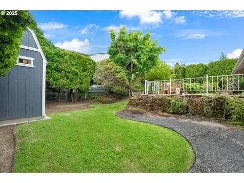1520 SE 109th Avenue Portland OR 97216