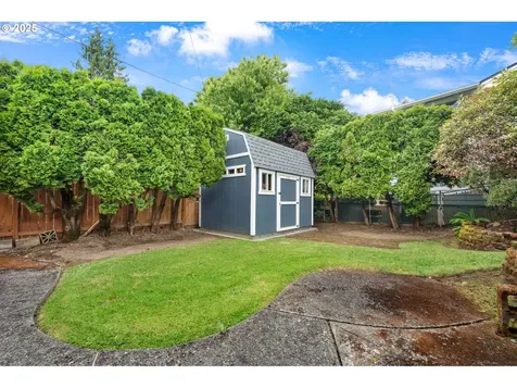 1520 SE 109th Avenue Portland OR 97216