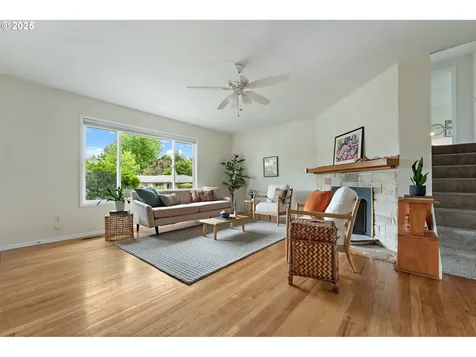 1520 SE 109th Avenue Portland OR 97216