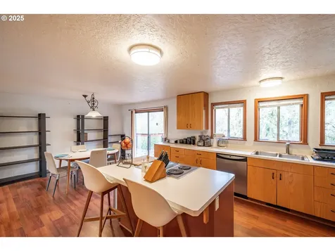 24671 Daisy Drive Philomath OR 97370