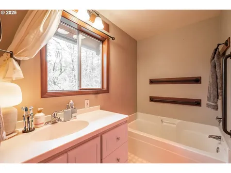 24671 Daisy Drive Philomath OR 97370