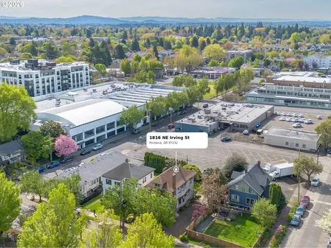 1818 NE Irving Street Portland OR 97232