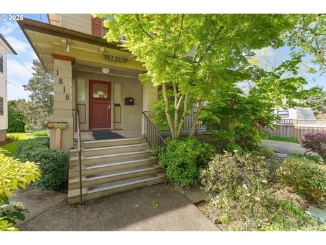 1818 NE Irving Street Portland OR 97232