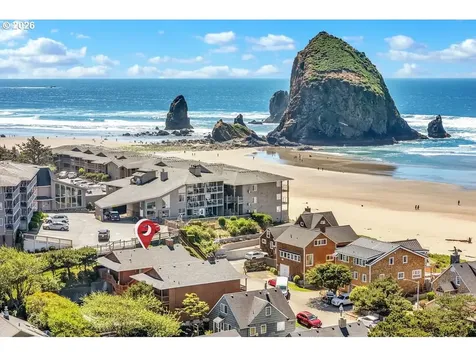 1379 Pacific Avenue Cannon Beach OR 97110