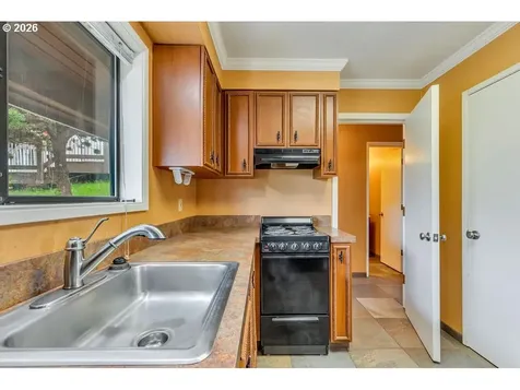 1379 Pacific Avenue Cannon Beach OR 97110