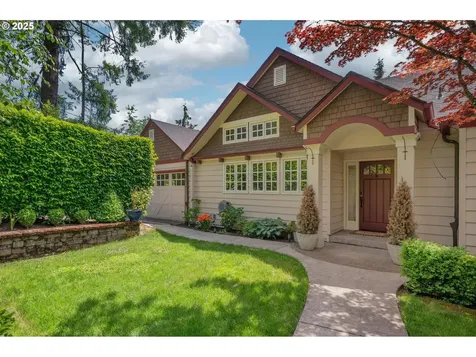 1665 SW Highland Parkway Portland OR 97221