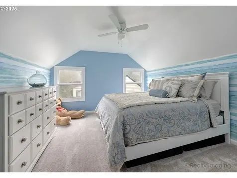 1665 SW Highland Parkway Portland OR 97221