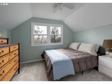 1665 SW Highland Parkway Portland OR 97221
