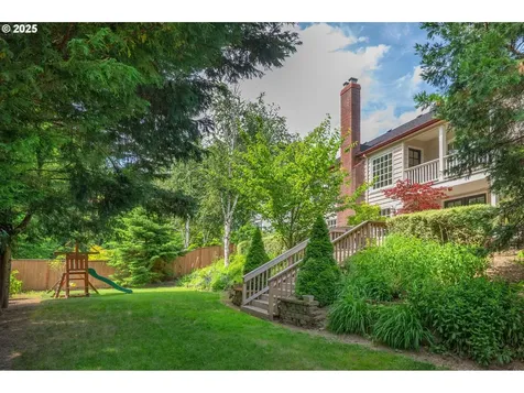 1665 SW Highland Parkway Portland OR 97221