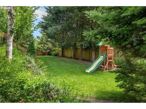 1665 SW Highland Parkway Portland OR 97221