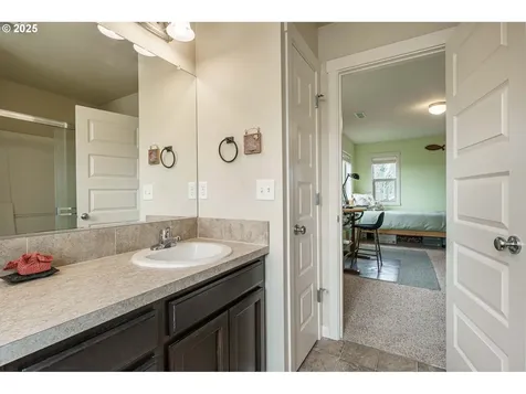 6620 NE 52nd Avenue Vancouver WA 98661