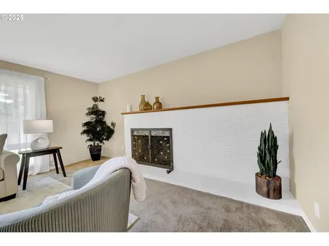 471 Roan Drive Eugene OR 97401