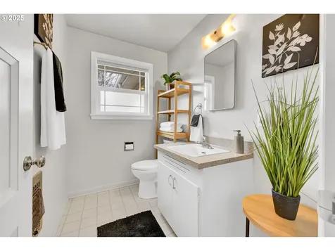 471 Roan Drive Eugene OR 97401