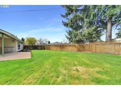 471 Roan Drive Eugene OR 97401