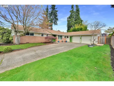 471 Roan Drive Eugene OR 97401