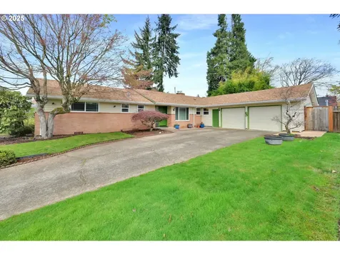 471 Roan Drive Eugene OR 97401