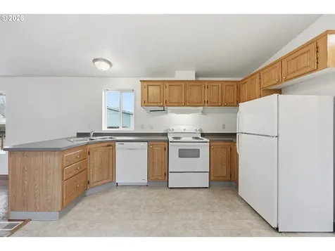23140 NE Halsey Street Wood Village OR 97060