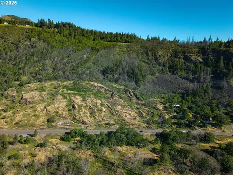 62071 State Highway 14 Underwood WA 98651