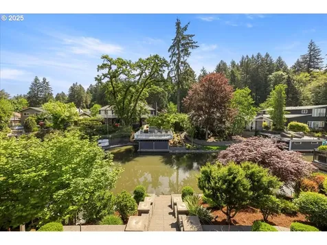 17739 Cardinal Drive Lake Oswego OR 97034