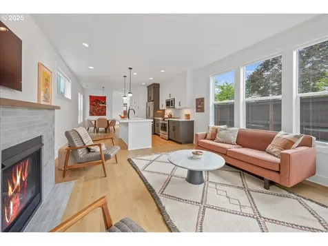 5105 NE 36th Avenue Portland OR 97211