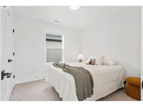 5105 NE 36th Avenue Portland OR 97211