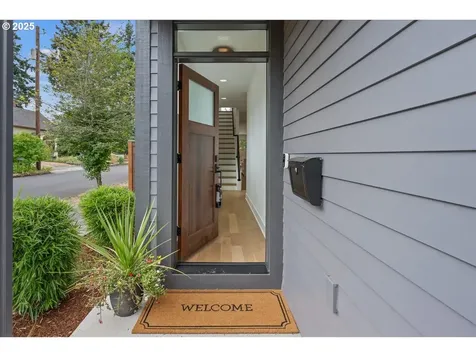 5105 NE 36th Avenue Portland OR 97211