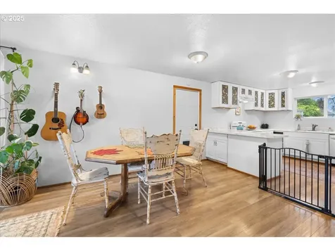 2305 7th Street Tillamook OR 97141