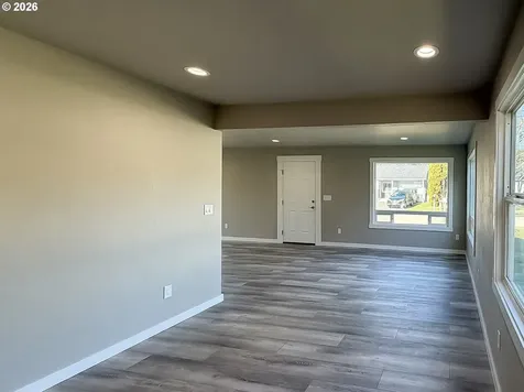 325 Railroad Street Brookings OR 97415