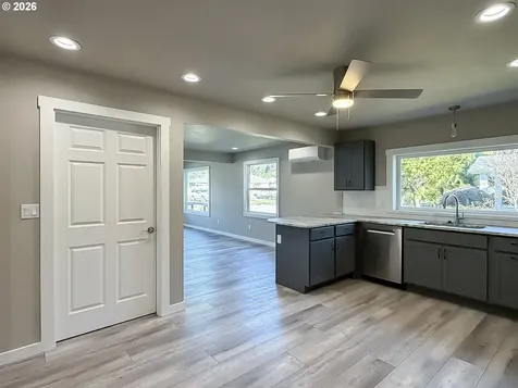 325 Railroad Street Brookings OR 97415