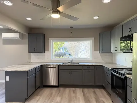 325 Railroad Street Brookings OR 97415
