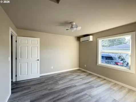 325 Railroad Street Brookings OR 97415