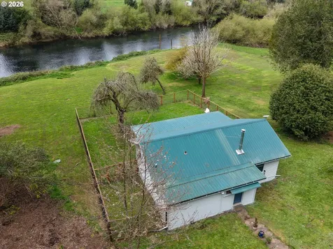 98397 Stian Smith Road Coos Bay OR 97420