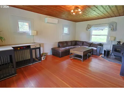 98397 Stian Smith Road Coos Bay OR 97420