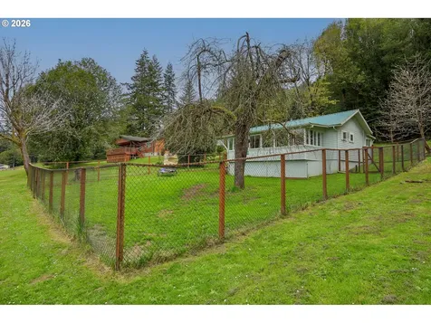 98397 Stian Smith Road Coos Bay OR 97420