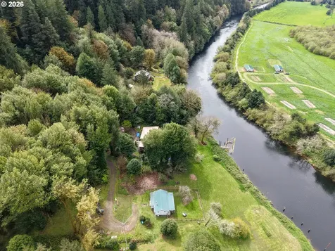 98397 Stian Smith Road Coos Bay OR 97420