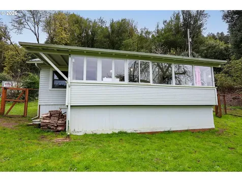 98397 Stian Smith Road Coos Bay OR 97420
