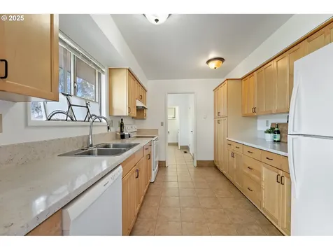 12715 SW Havencrest Street Portland OR 97225