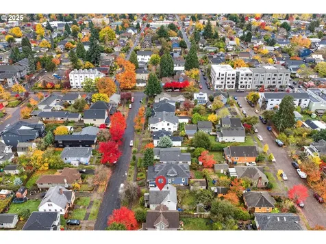 5635 NE 18th Avenue Portland OR 97211