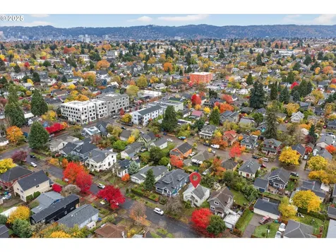 5635 NE 18th Avenue Portland OR 97211