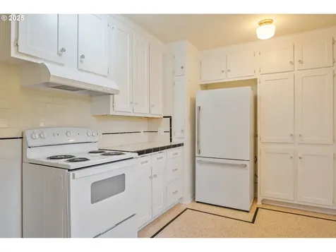 1639 21st Avenue Longview WA 98632