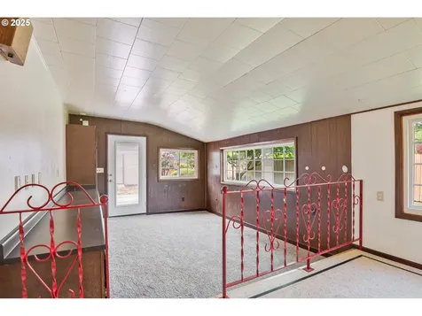 1639 21st Avenue Longview WA 98632