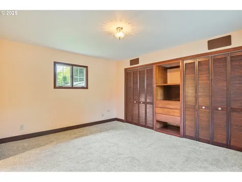 1639 21st Avenue Longview WA 98632