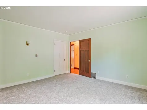1639 21st Avenue Longview WA 98632