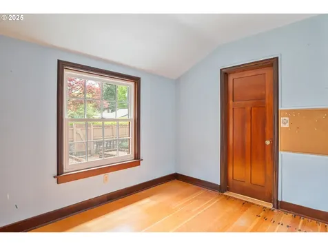 1639 21st Avenue Longview WA 98632