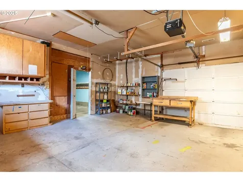 1639 21st Avenue Longview WA 98632