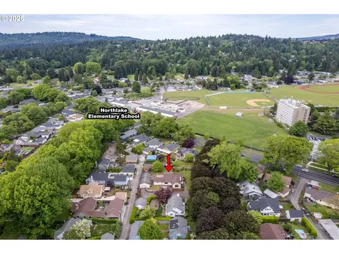 1639 21st Avenue Longview WA 98632