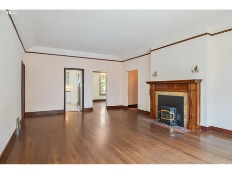 1639 21st Avenue Longview WA 98632